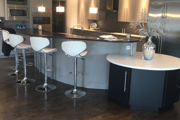 Kitchen Cabinetry 1372