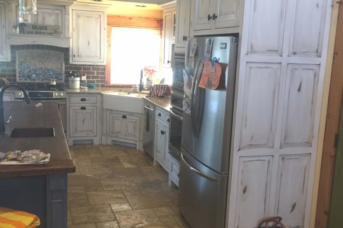 Kitchen Cabinets 1523