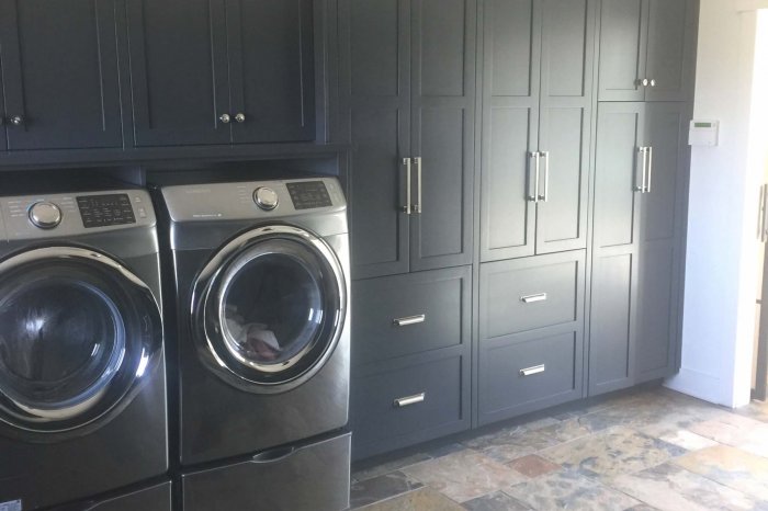 Custom Cabinets 1538