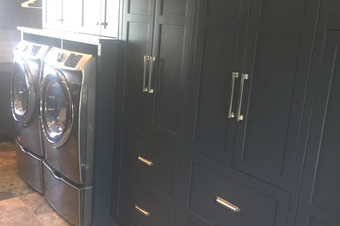Custom Cabinets 1539