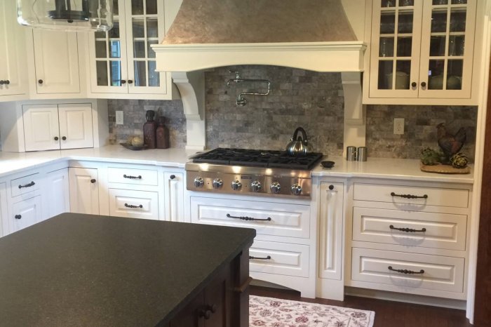 Kitchen Cabinetry 1766 albion in