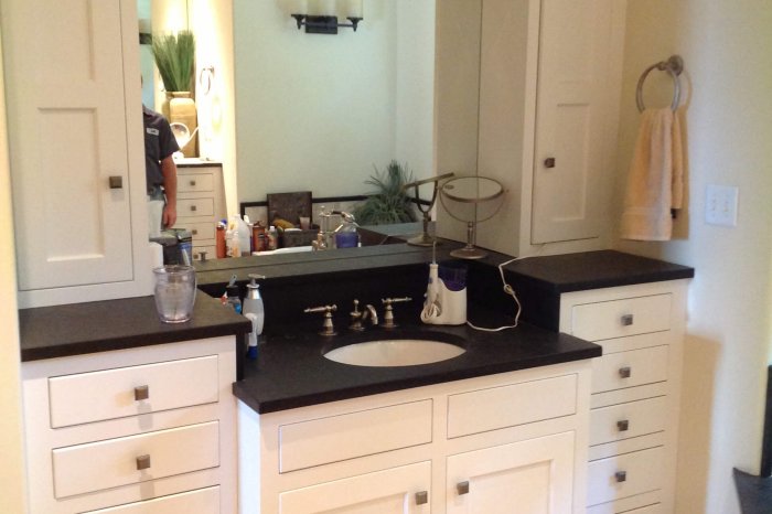 Bathroom Cabinets 0471 Albion IN