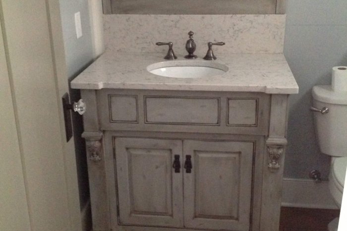 Bathroom Cabinets 0477 Albion IN