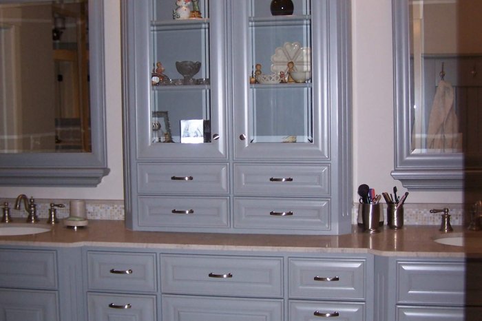 Bathroom Cabinets 100_5446 Albion IN