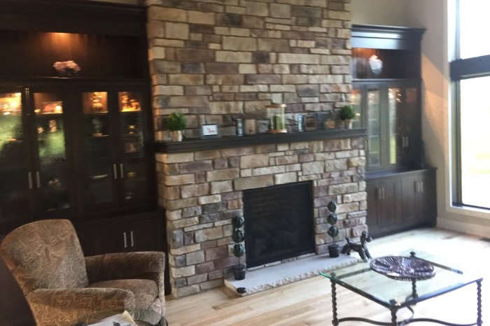 Custom Built-In 1064 Albion IN