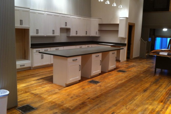 Kitchen Cabinets 0367 Albion IN