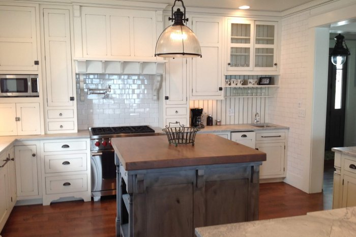 Kitchen Cabinets 0494 Albion IN