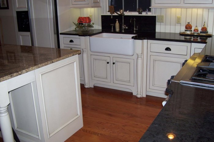 Kitchen Cabinets 100_0211 Albion IN