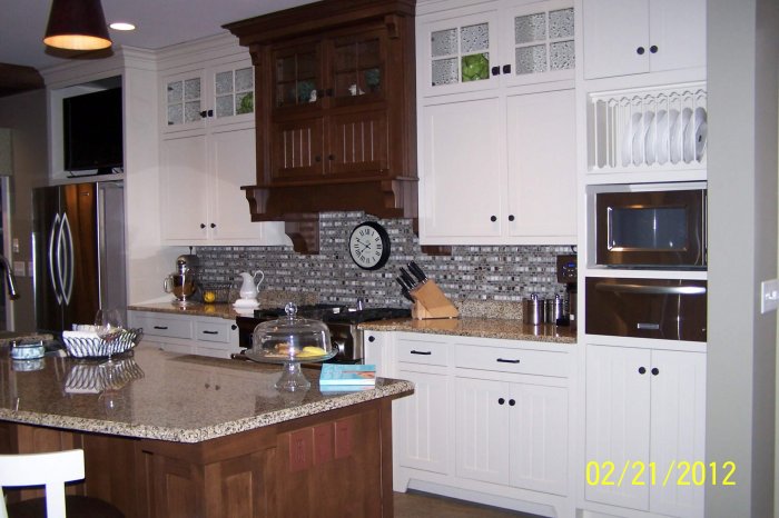 Kitchen Cabinets 100_5445 Albion IN