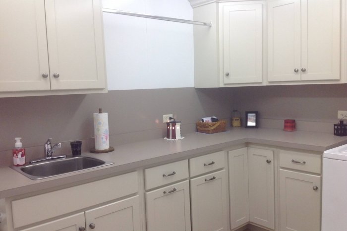 Kitchen Cabinets 1204 Albion IN