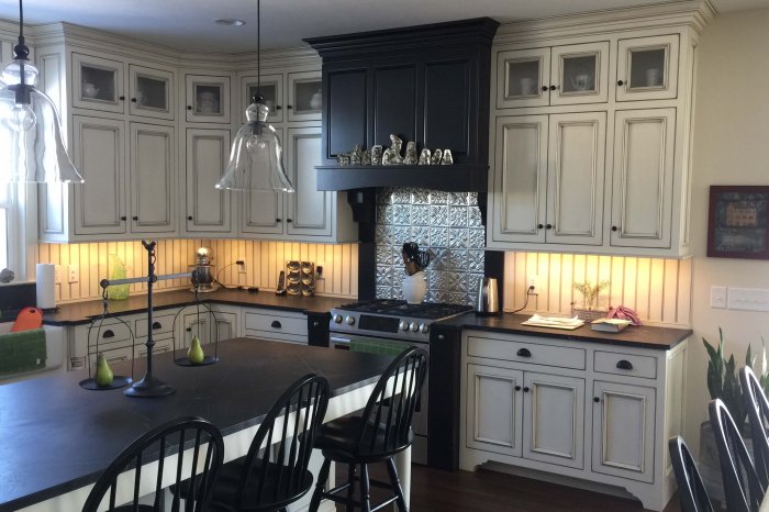 Kitchen Cabinets 1263 Albion IN