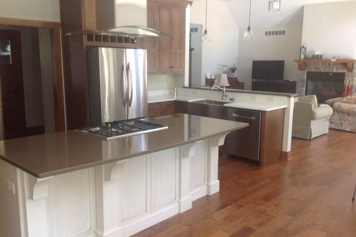Kitchen Cabinets 1266 Albion IN